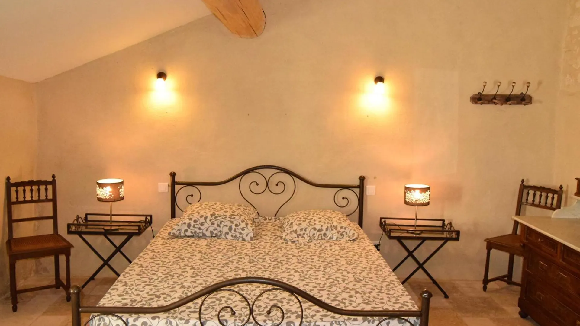 Superbe Mas A Eygalieres Avec Piscine Privee - Fr-1-599-99 Villa France