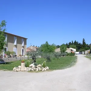 La Sarriette, Et D'hôtes à 13810 Couette-café